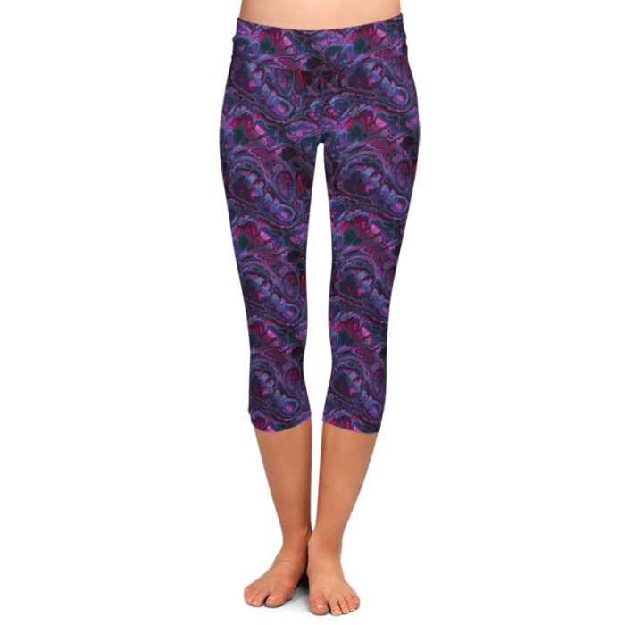 Liquescent Capri Leggings